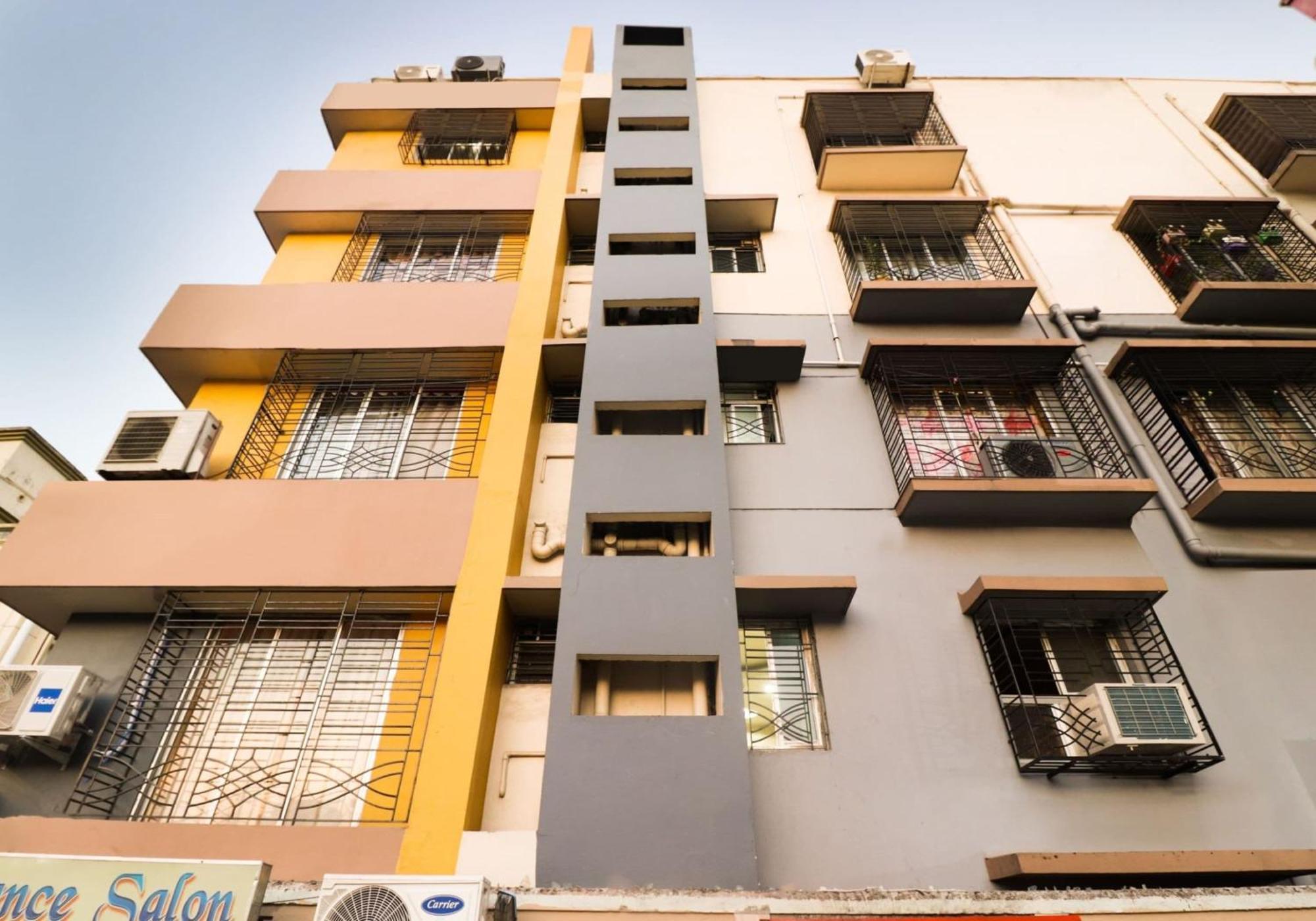 Hotel O Kuber Residency Near Birla Mandir Kolkata Exterior photo